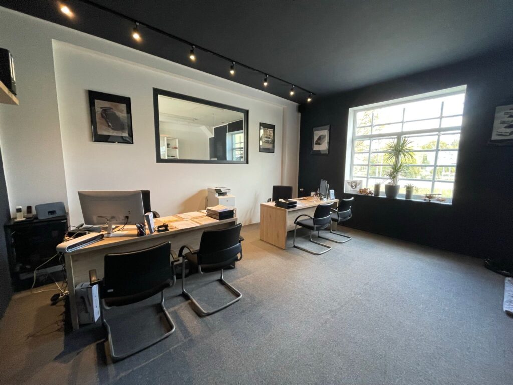 Büro Ansicht von der Tür